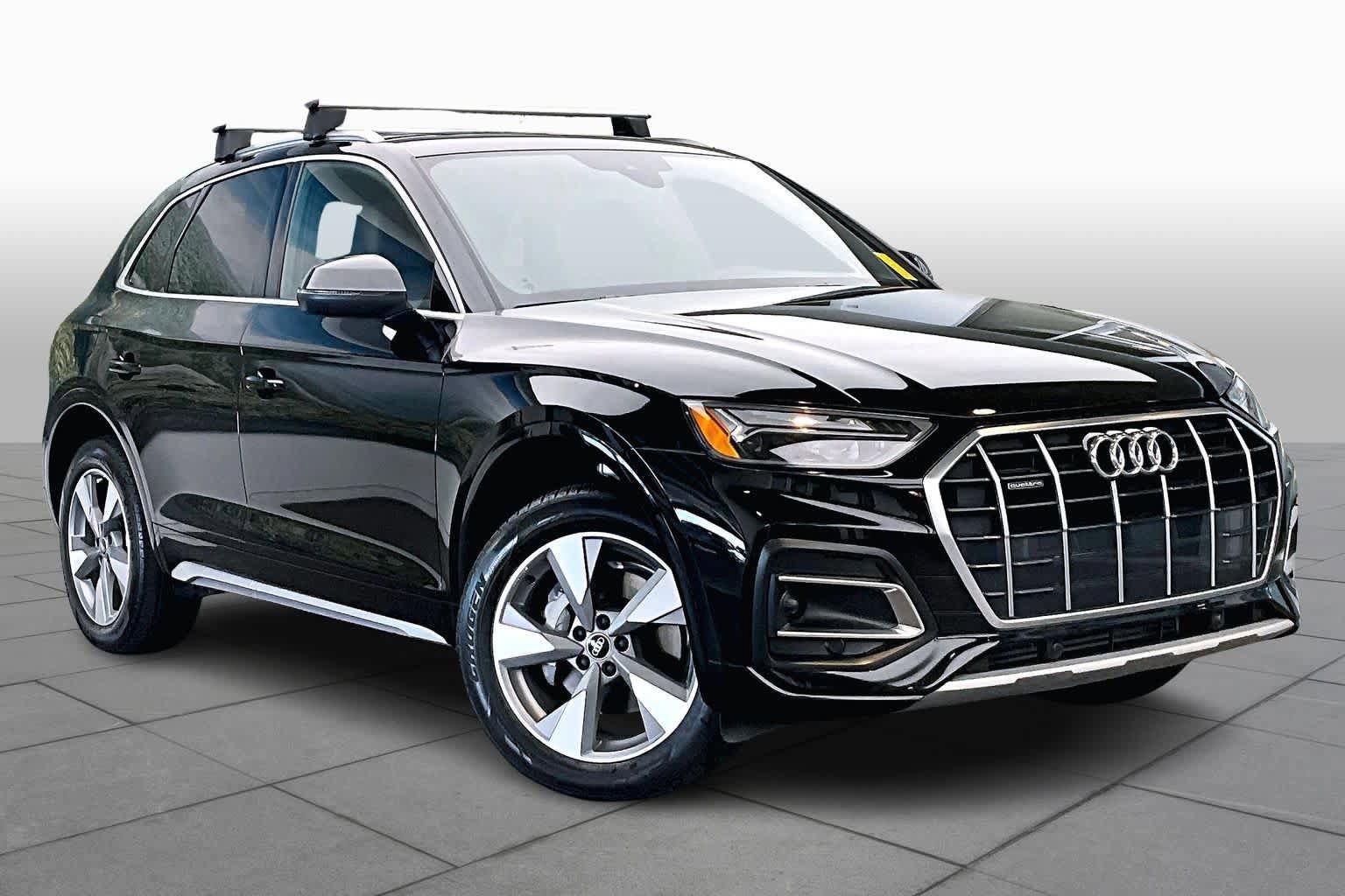 Certified 2023 Audi Q5 2.0T Premium w/ Convenience Package image 2