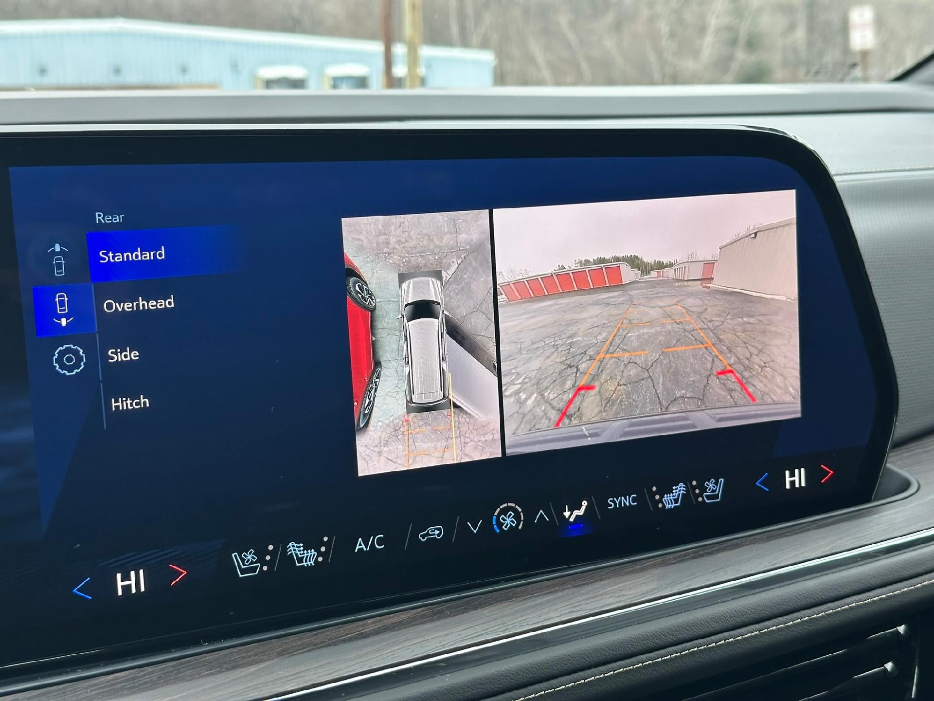 Certified 2025 Chevrolet Suburban Premier image 25