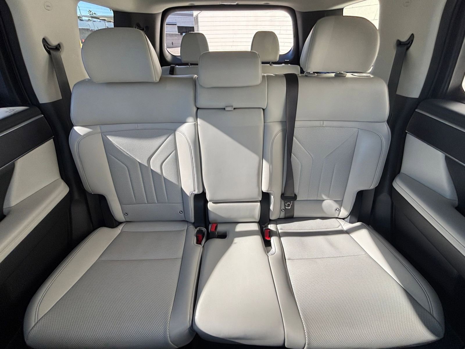 Used 2025 Hyundai Santa Fe SEL image 39