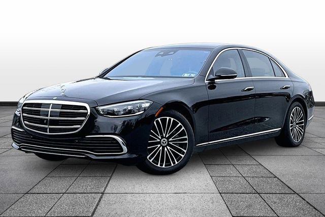 Used 2023 Mercedes-Benz S 500 4MATIC image 2