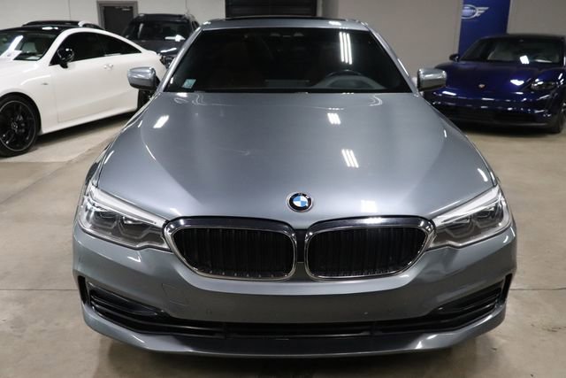 Used 2019 BMW 540i w/ Executive Package RWD image 8