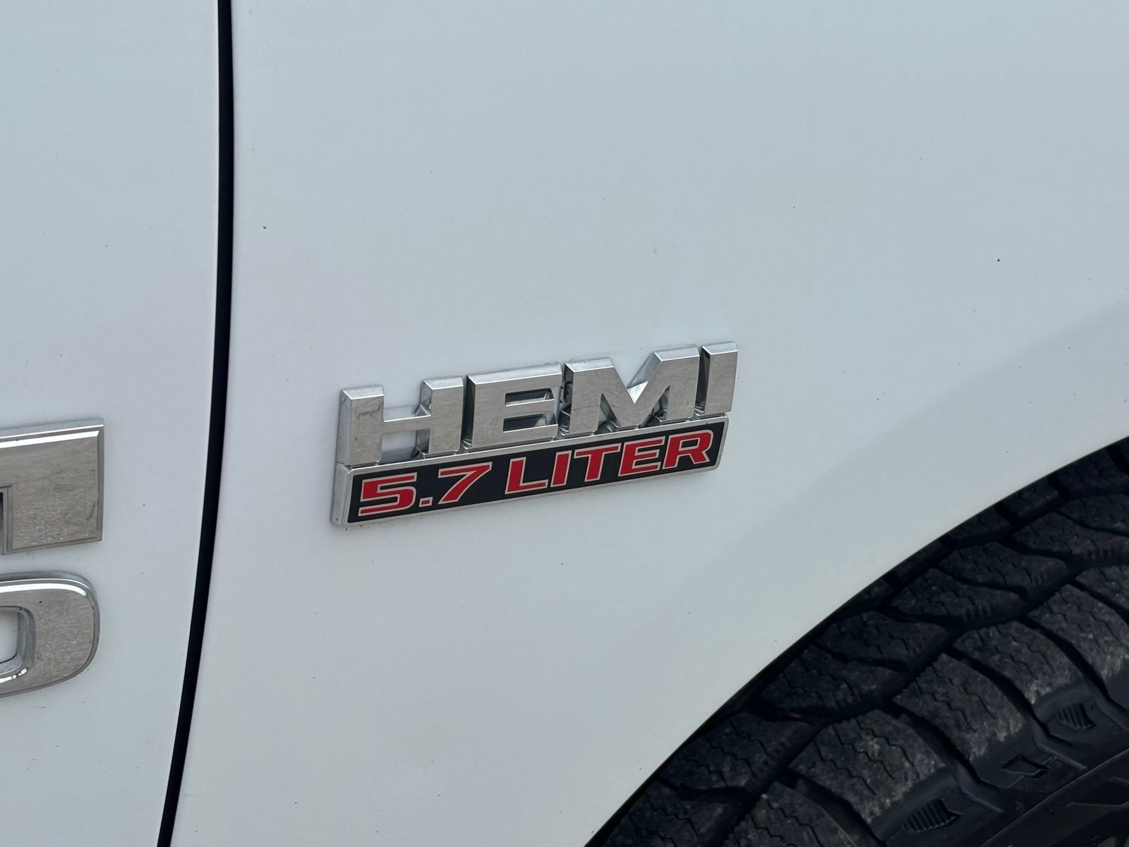 Used 2015 RAM 1500 SLT AWD/4WD image 11
