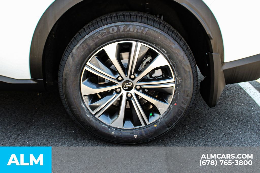 Used 2024 INFINITI QX60 Pure image 15