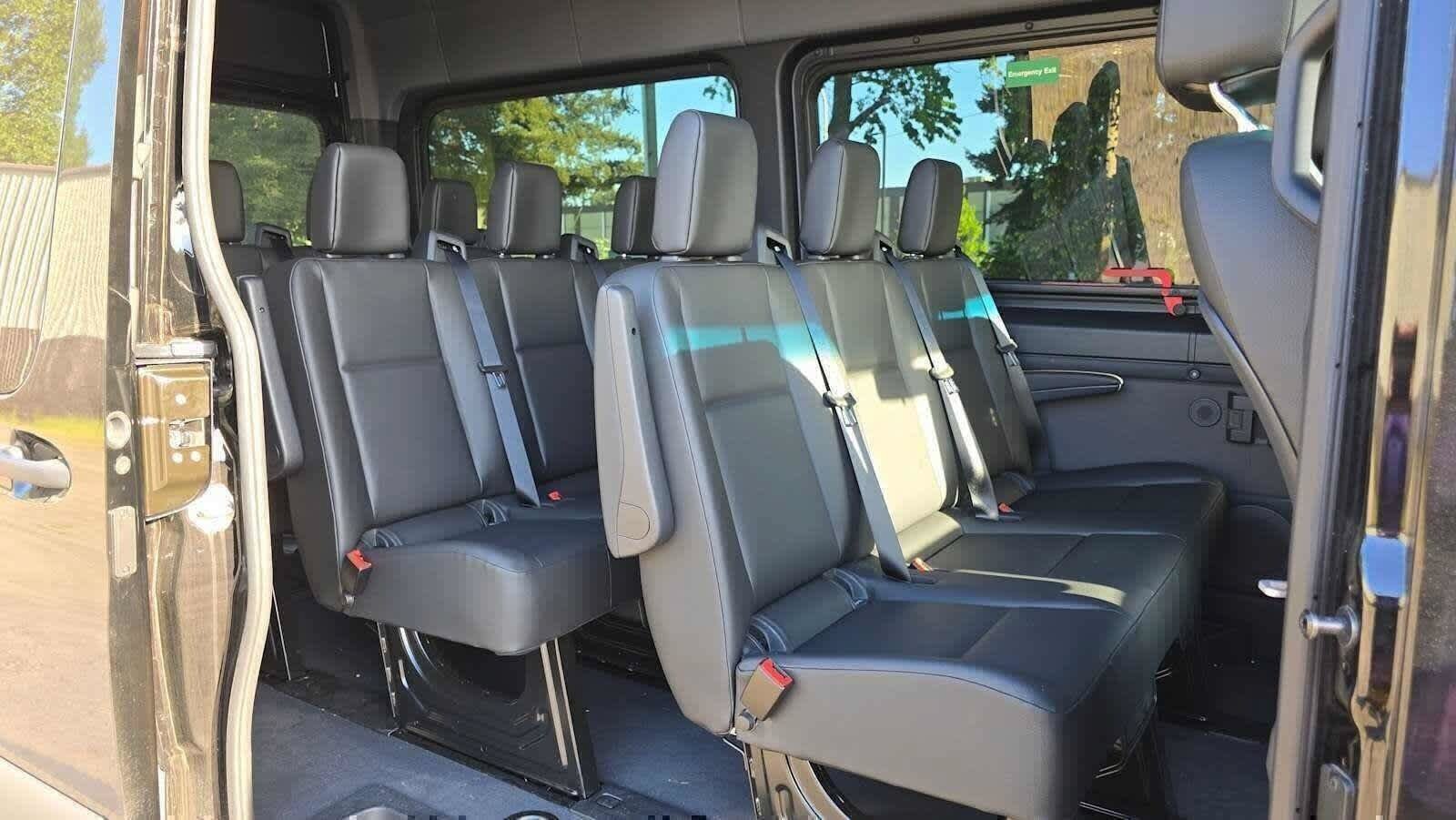Used 2025 Mercedes-Benz Sprinter 2500 image 13