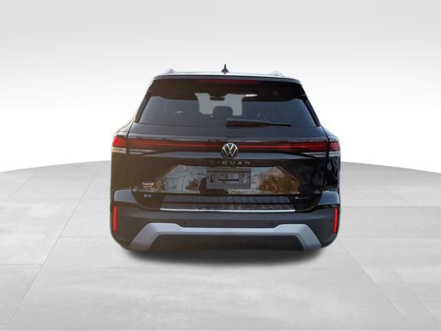 New 2026 Volkswagen Tiguan SE image 6