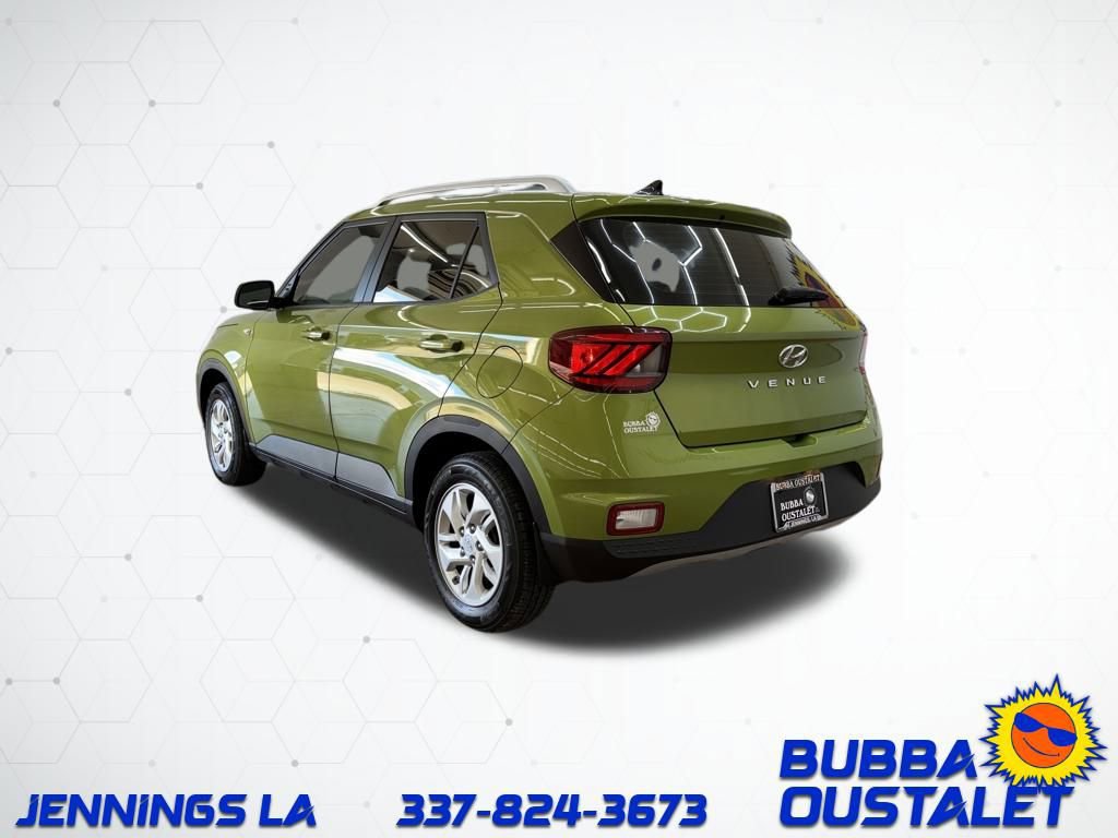 Used 2020 Hyundai Venue SEL w/ Convenience Package image 4