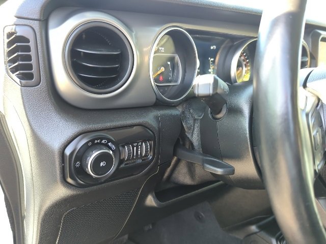 Used 2021 Jeep Wrangler Sport image 14