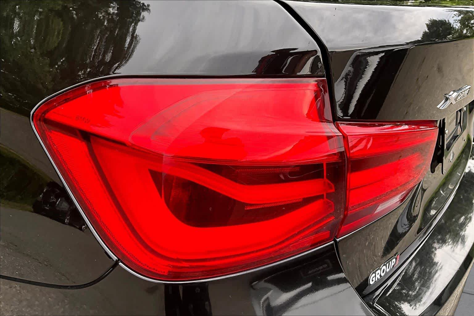 Used 2018 BMW 330i xDrive Sedan AWD/4WD image 27