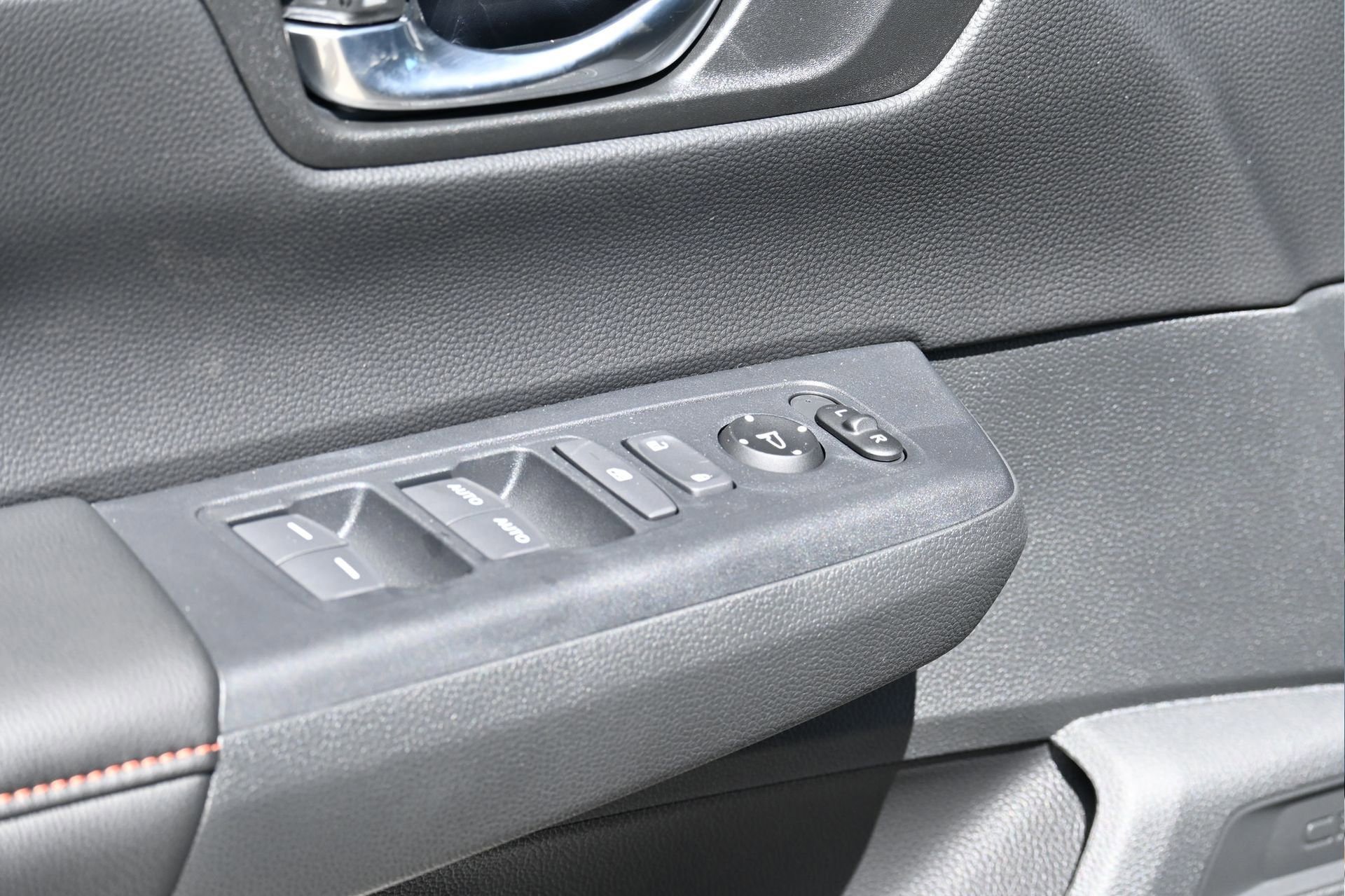 New 2025 Honda CR-V Sport image 16