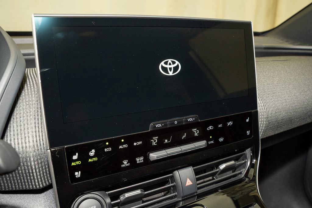 Used 2025 Toyota bZ4X AWD image 14