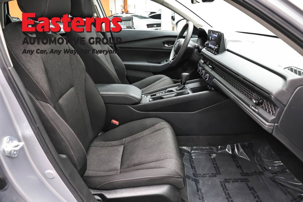 Used 2025 Honda Accord SE image 23