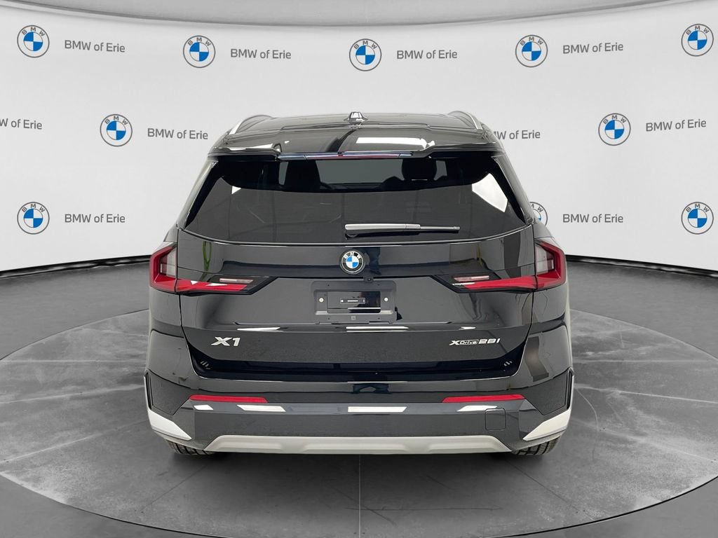 New 2026 BMW X1 xDrive28i w/ Technology Package AWD/4WD image 3