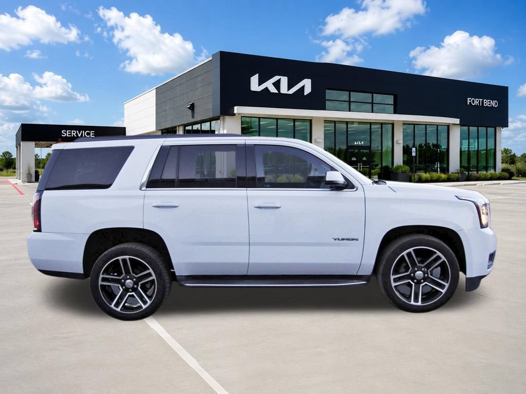 Used 2017 GMC Yukon SLE w/ Convenience Package RWD image 4