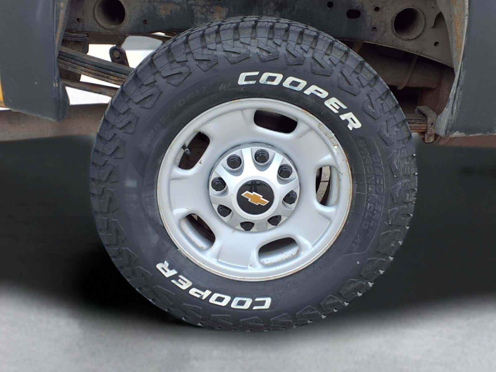Used 2013 Chevrolet Silverado 2500 W/T AWD/4WD image 6