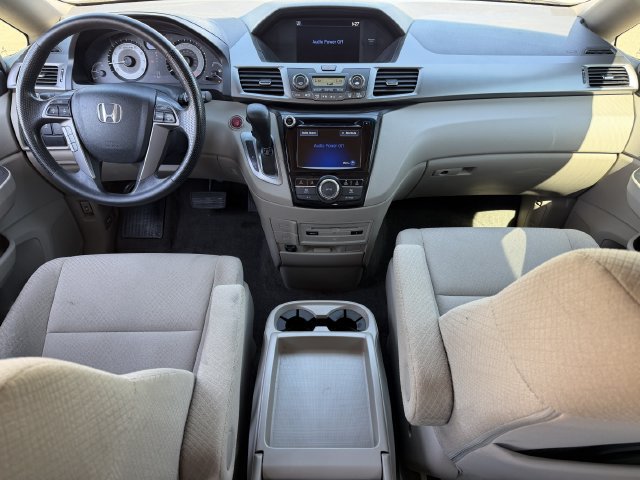 Used 2017 Honda Odyssey SE image 10