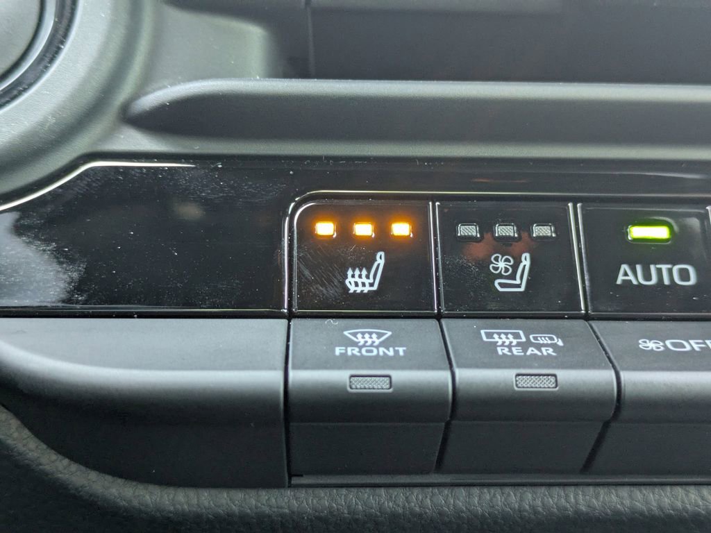 Used 2026 Toyota Crown Platinum image 23