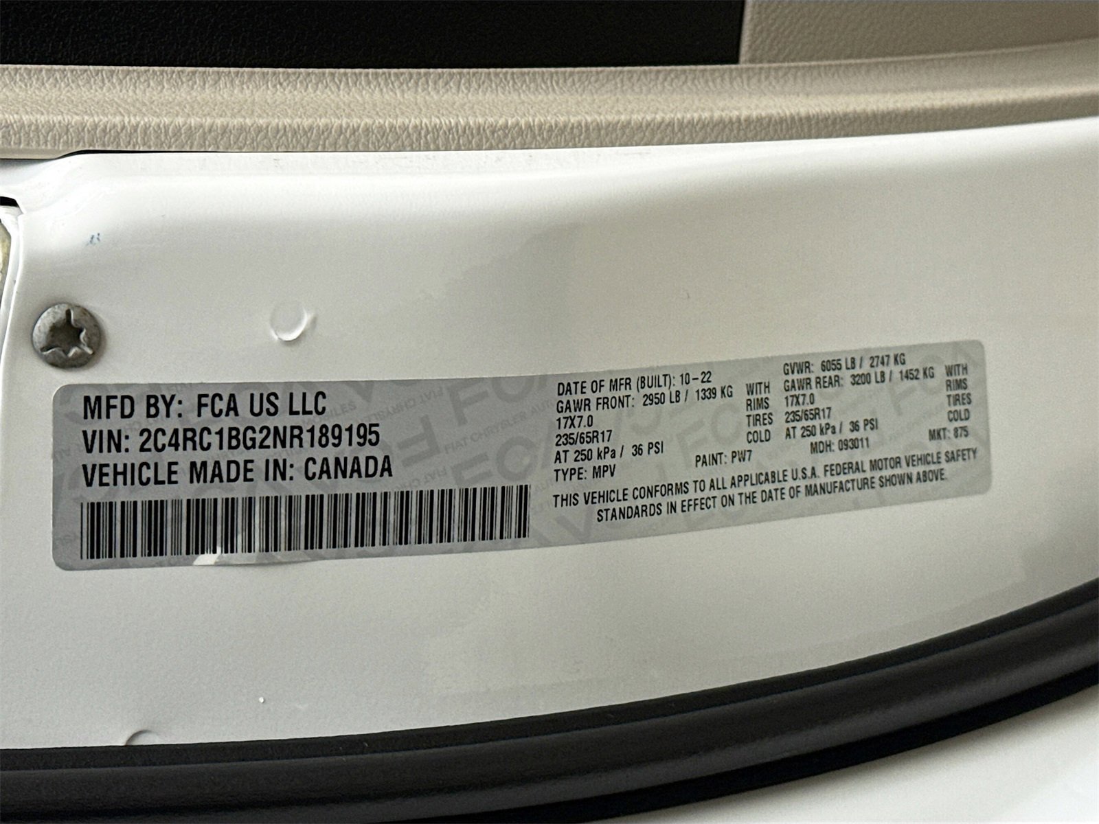 Used 2022 Chrysler Pacifica Touring-L image 31