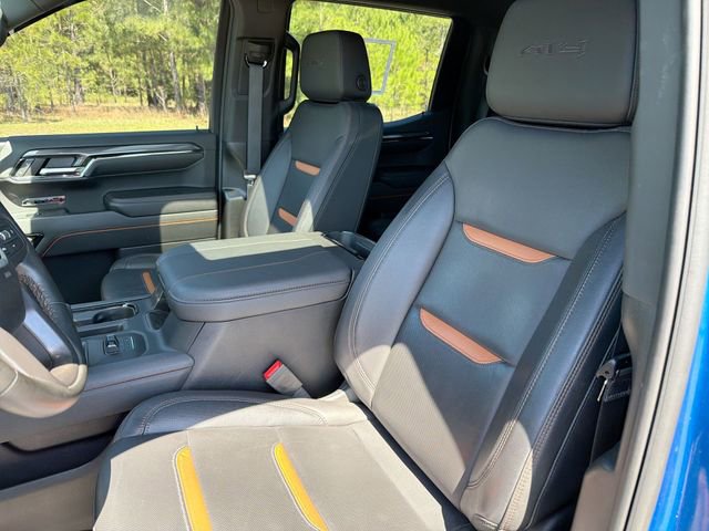 Used 2024 GMC Sierra 1500 AT4 w/ Technology Package AWD/4WD image 15
