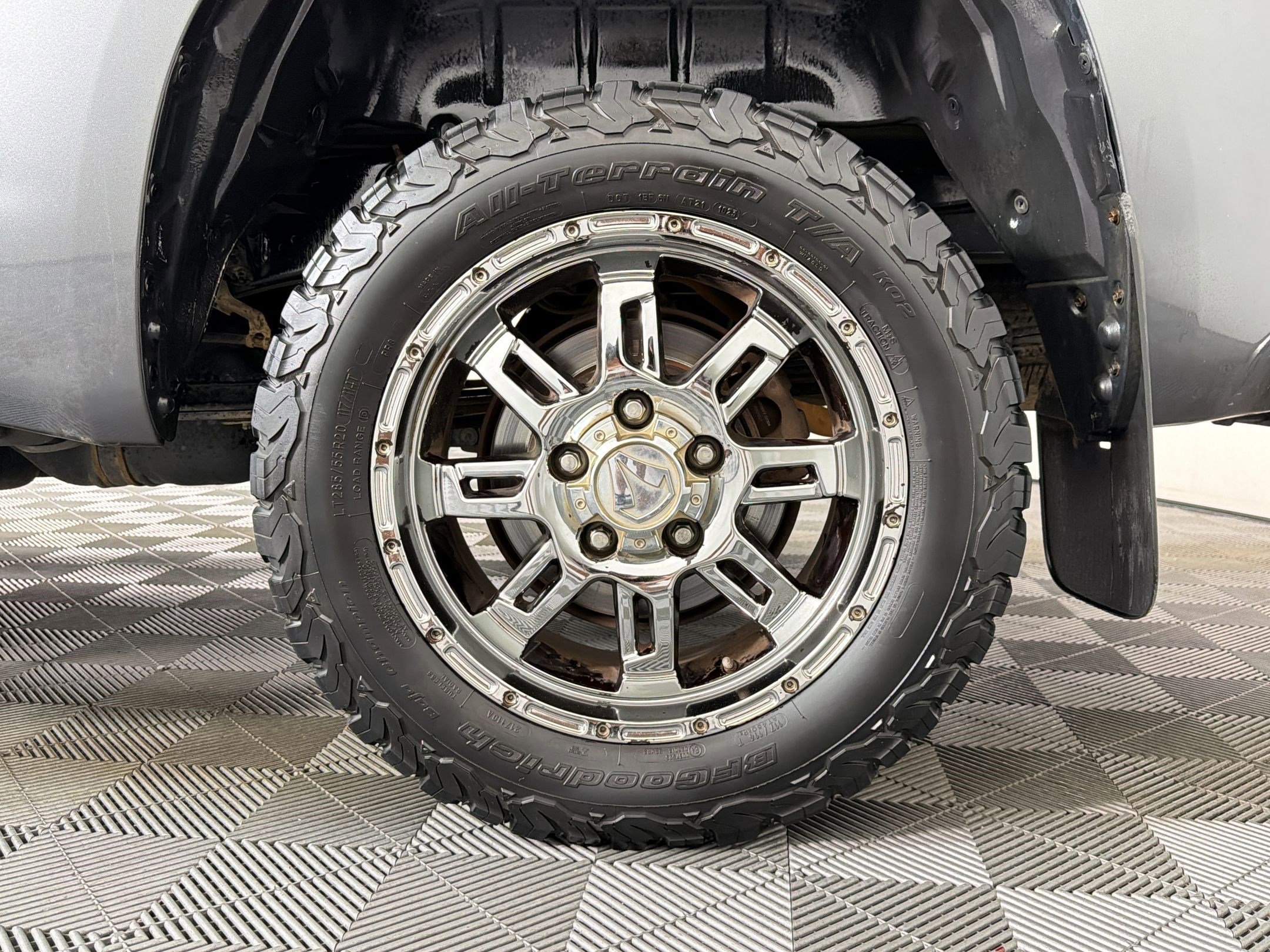 Used 2015 Toyota Tundra SR5 w/ SR5 Upgrade Package RWD image 10