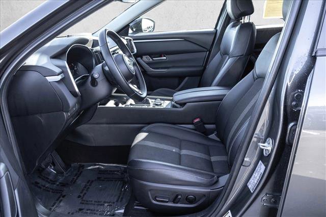 Used 2025 MAZDA CX-50 AWD 2.5 S w/ Preferred Package image 11