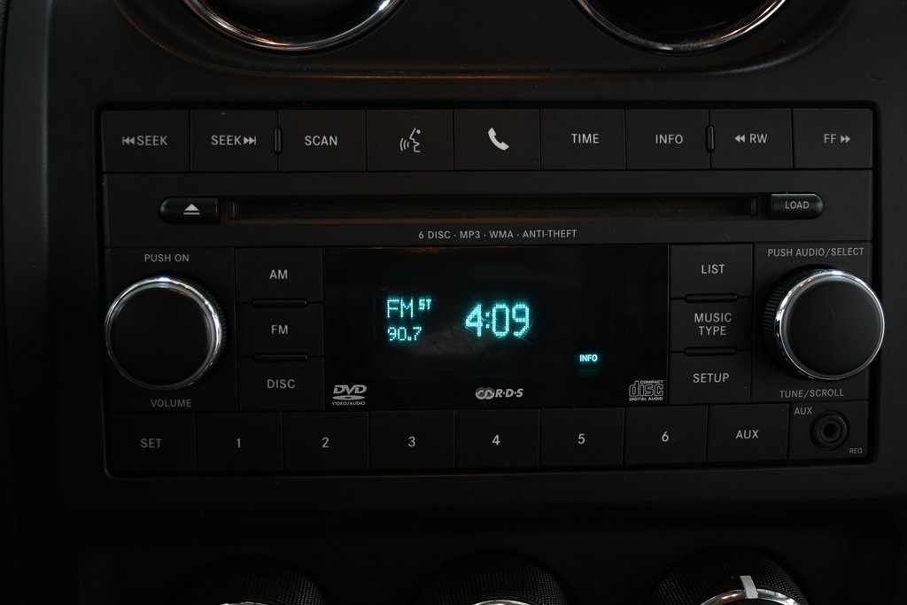 Used 2012 Jeep Compass Sport image 29