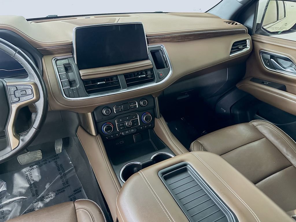Used 2022 Chevrolet Suburban High Country image 20