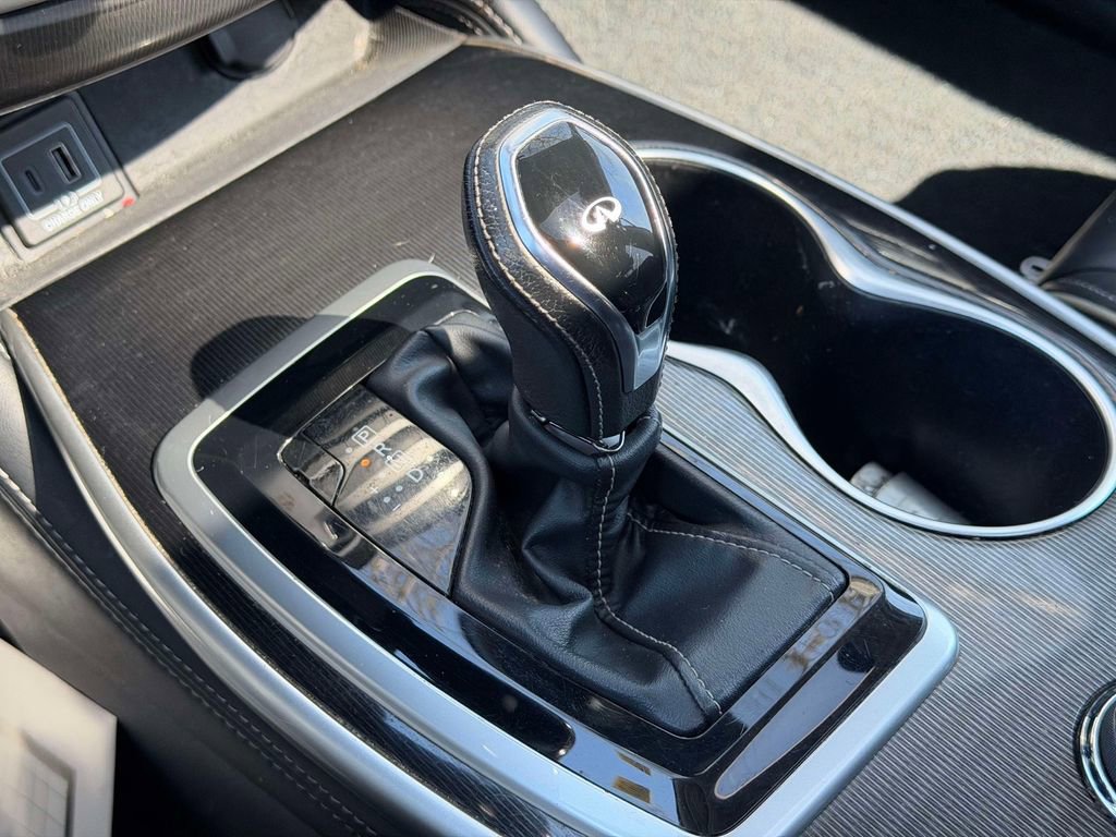 Used 2019 INFINITI QX60 Luxe w/ Essential Package AWD/4WD image 38