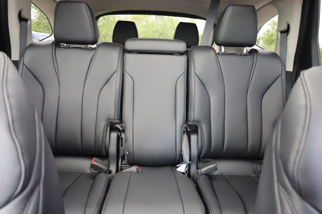 New 2026 Acura MDX SH-AWD image 26
