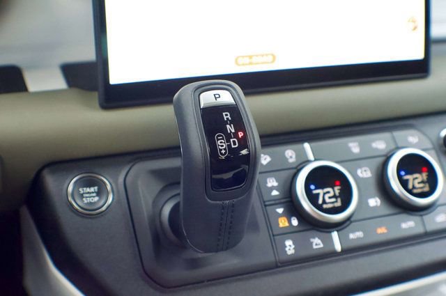 Used 2025 Land Rover Defender 110 S AWD/4WD image 33