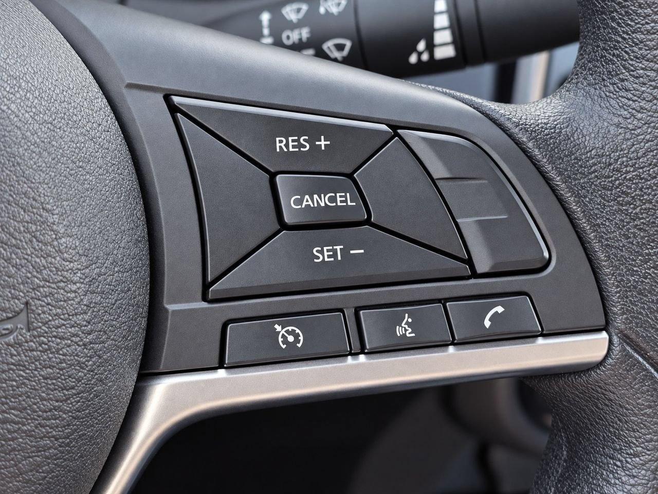 Used 2025 Nissan Versa SV FWD image 23