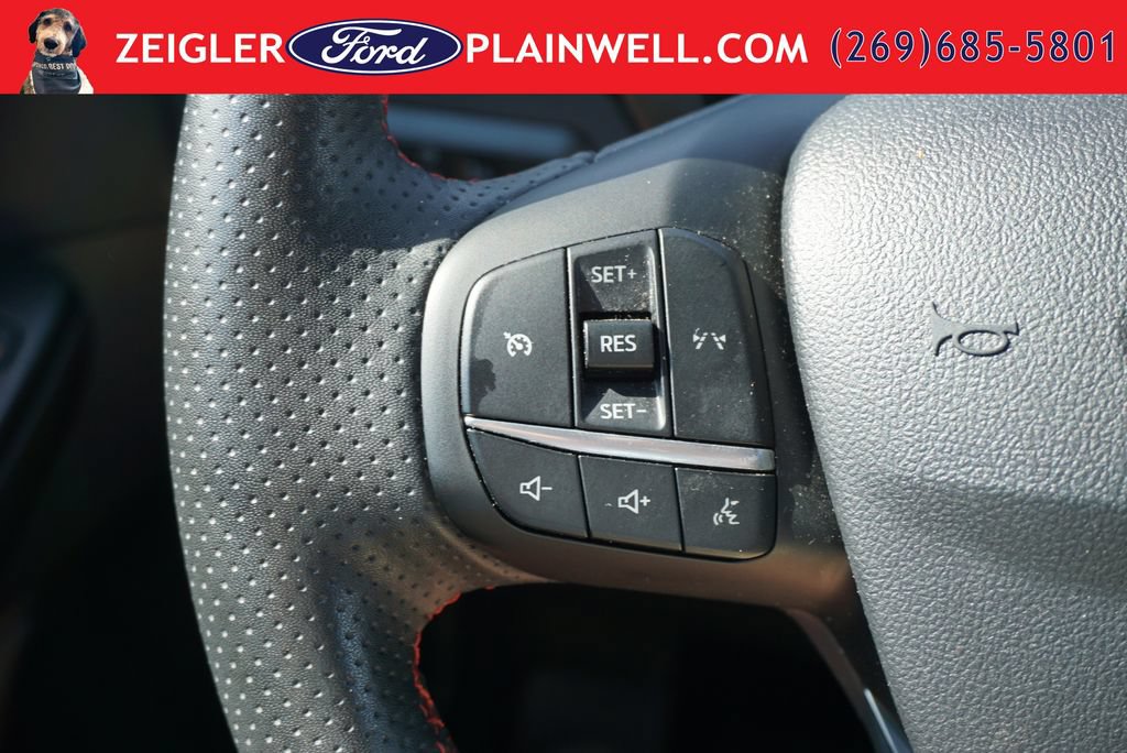 Used 2023 Ford Escape ST-Line Select AWD/4WD image 22