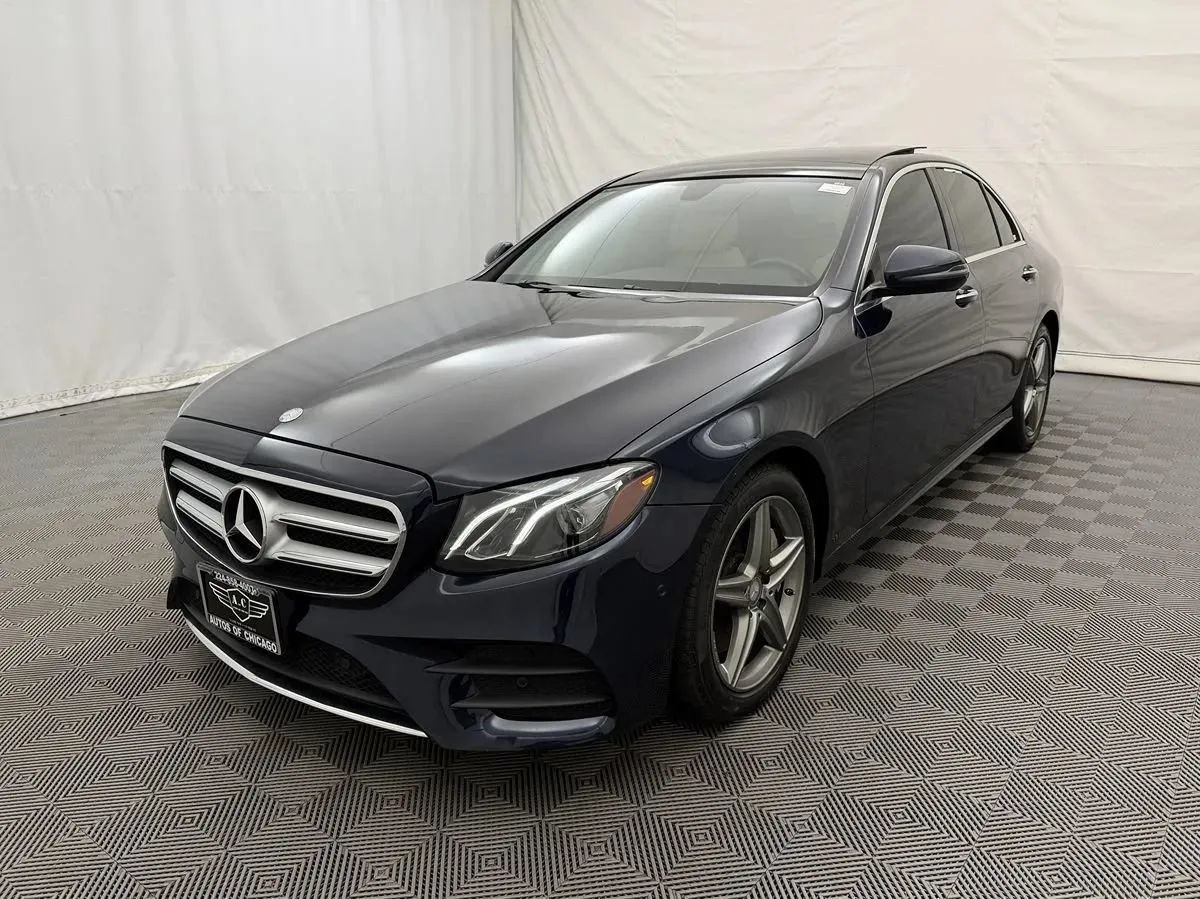 Used 2017 Mercedes-Benz E 300 4MATIC image 2