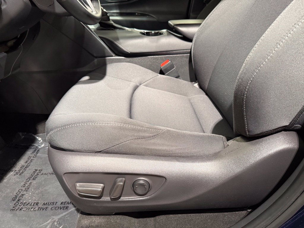 Certified 2023 Toyota Venza LE AWD/4WD image 14