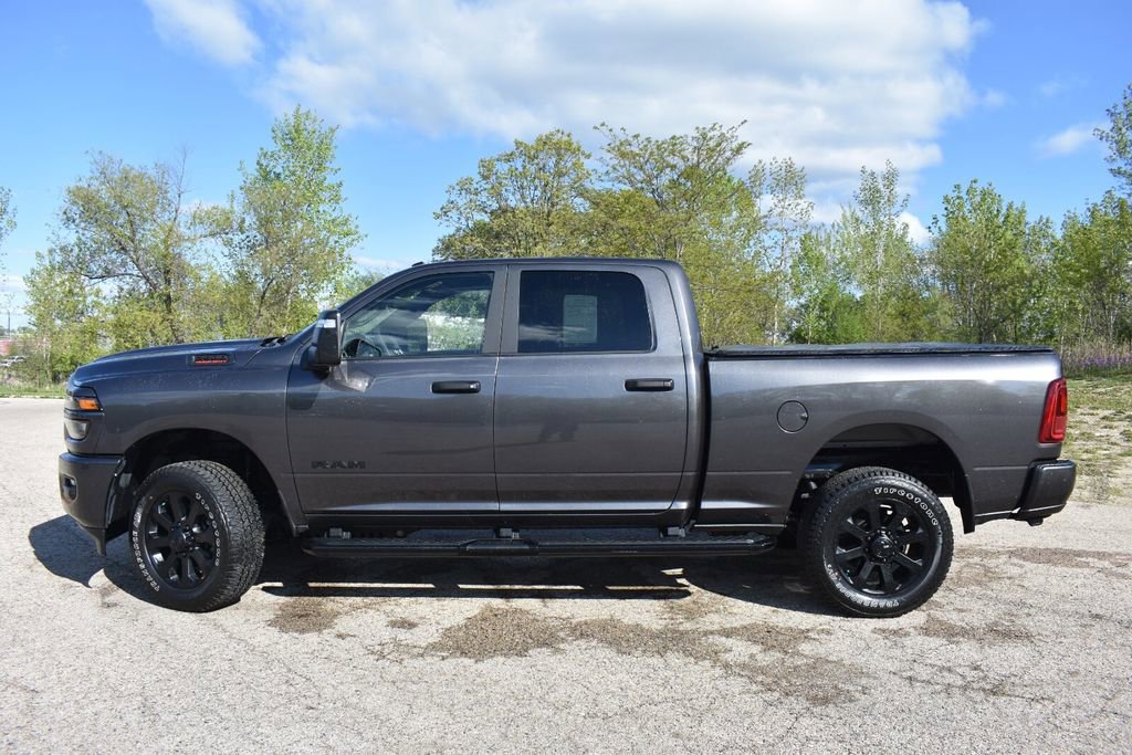 Used 2025 RAM 2500 Big Horn AWD/4WD image 3