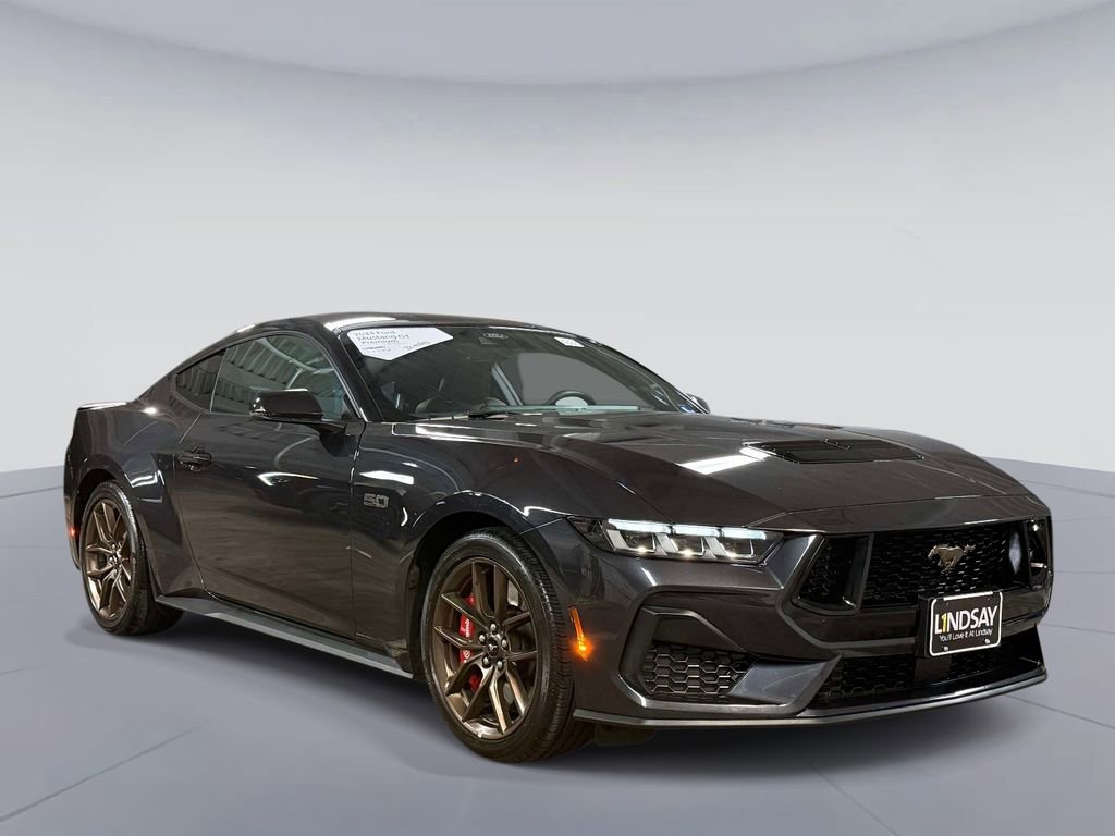 Used 2024 Ford Mustang GT Premium image 9