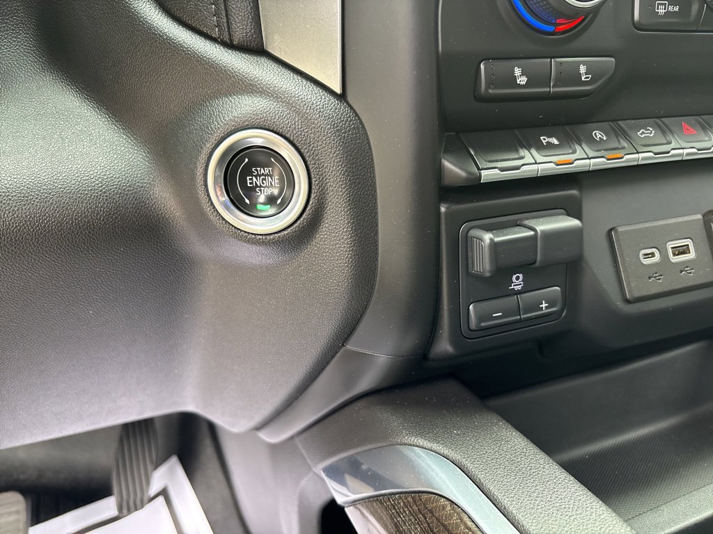 Used 2021 Chevrolet Silverado 1500 LT Trail Boss w/ Convenience Package II AWD/4WD image 29