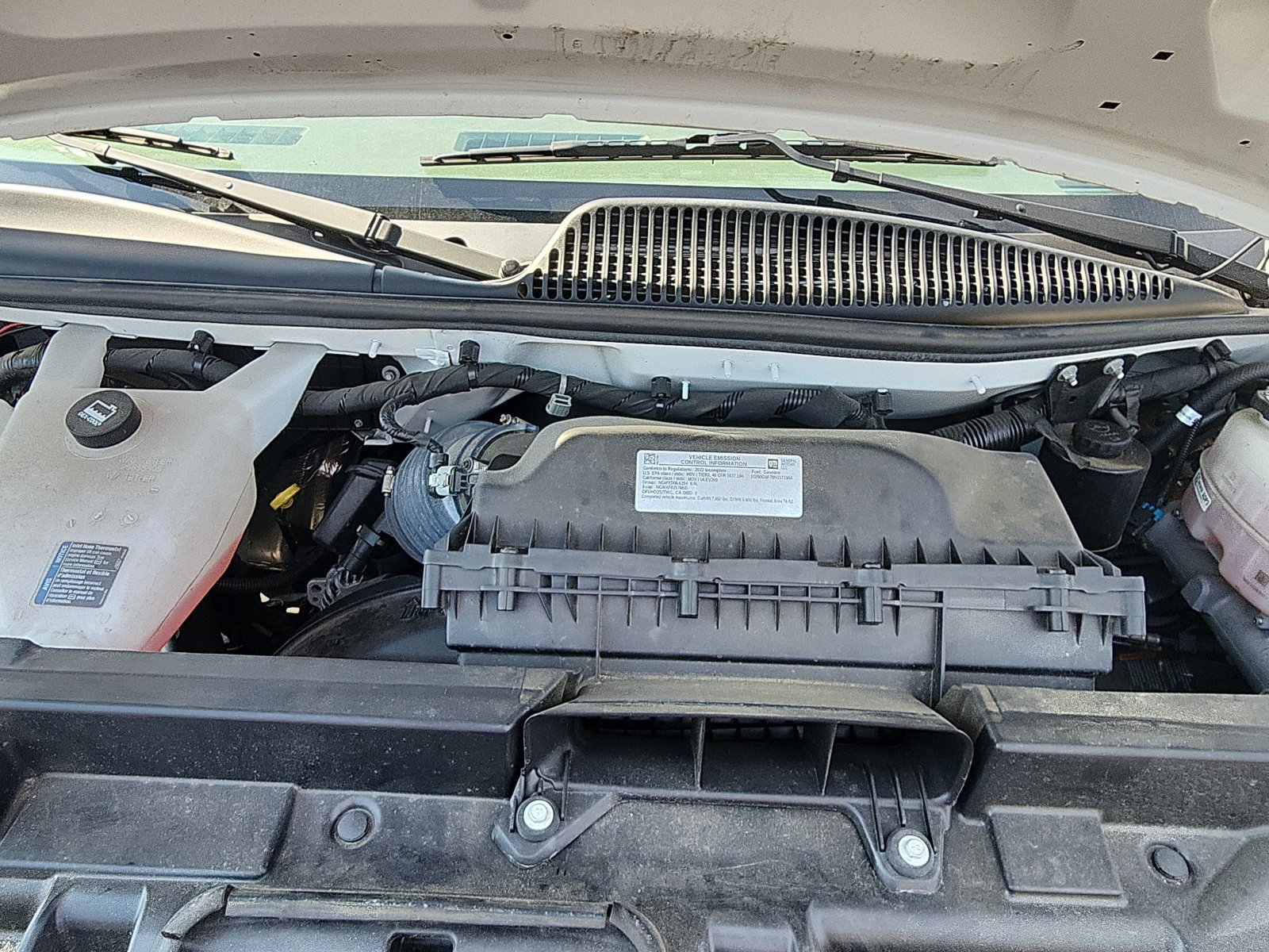 Used 2022 Chevrolet Express 3500 w/ Power Convenience Package RWD image 11