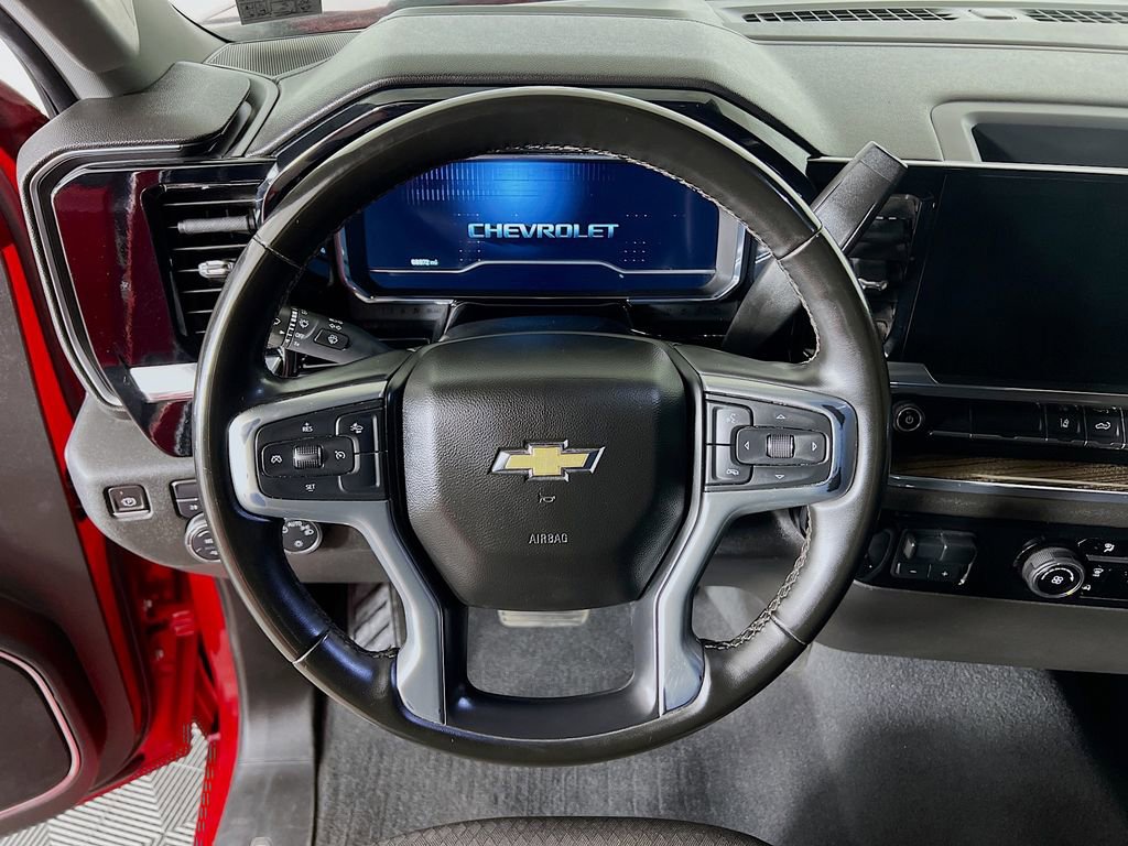 Used 2024 Chevrolet Silverado 2500 LT w/ Snow Plow Prep/Camper Package image 14