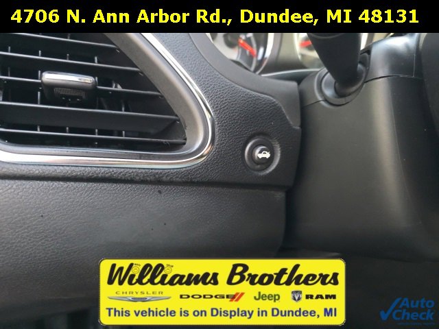 Used 2013 Chrysler 200 Limited w/ Sun/Sound Group image 12