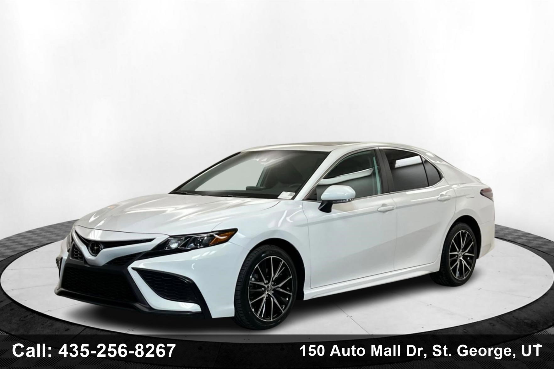 Used 2024 Toyota Camry SE