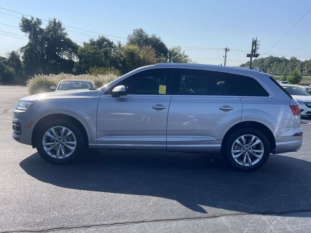 Used 2019 Audi Q7 3.0T Premium w/ Convenience Package AWD/4WD image 4
