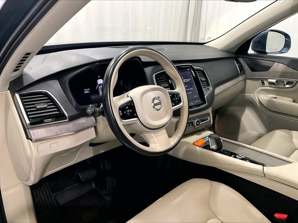 Used 2023 Volvo XC90 B6 Plus w/ Protection Package AWD/4WD image 8