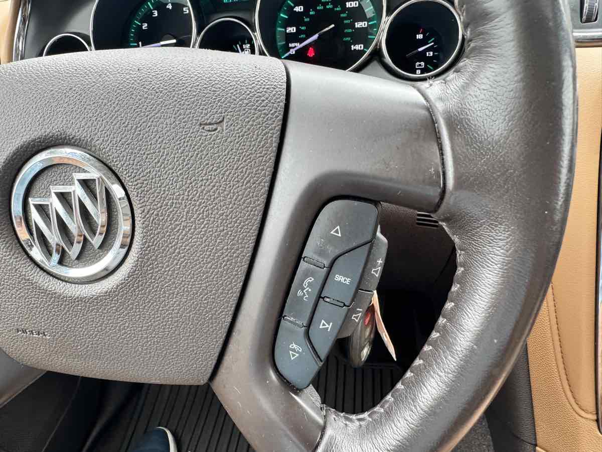 Used 2017 Buick Enclave Leather w/ Enclave Sport Touring Edition FWD image 45