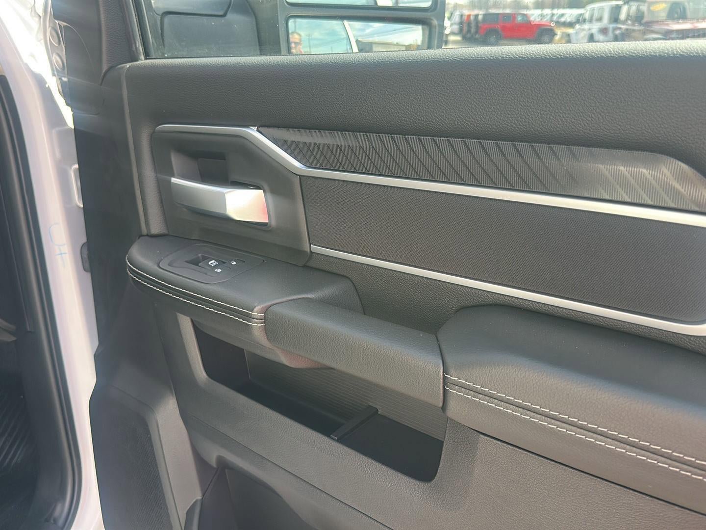 New 2025 RAM 5500 4x4 Regular Cab image 6