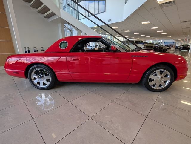 Used 2002 Ford Thunderbird Base image 17