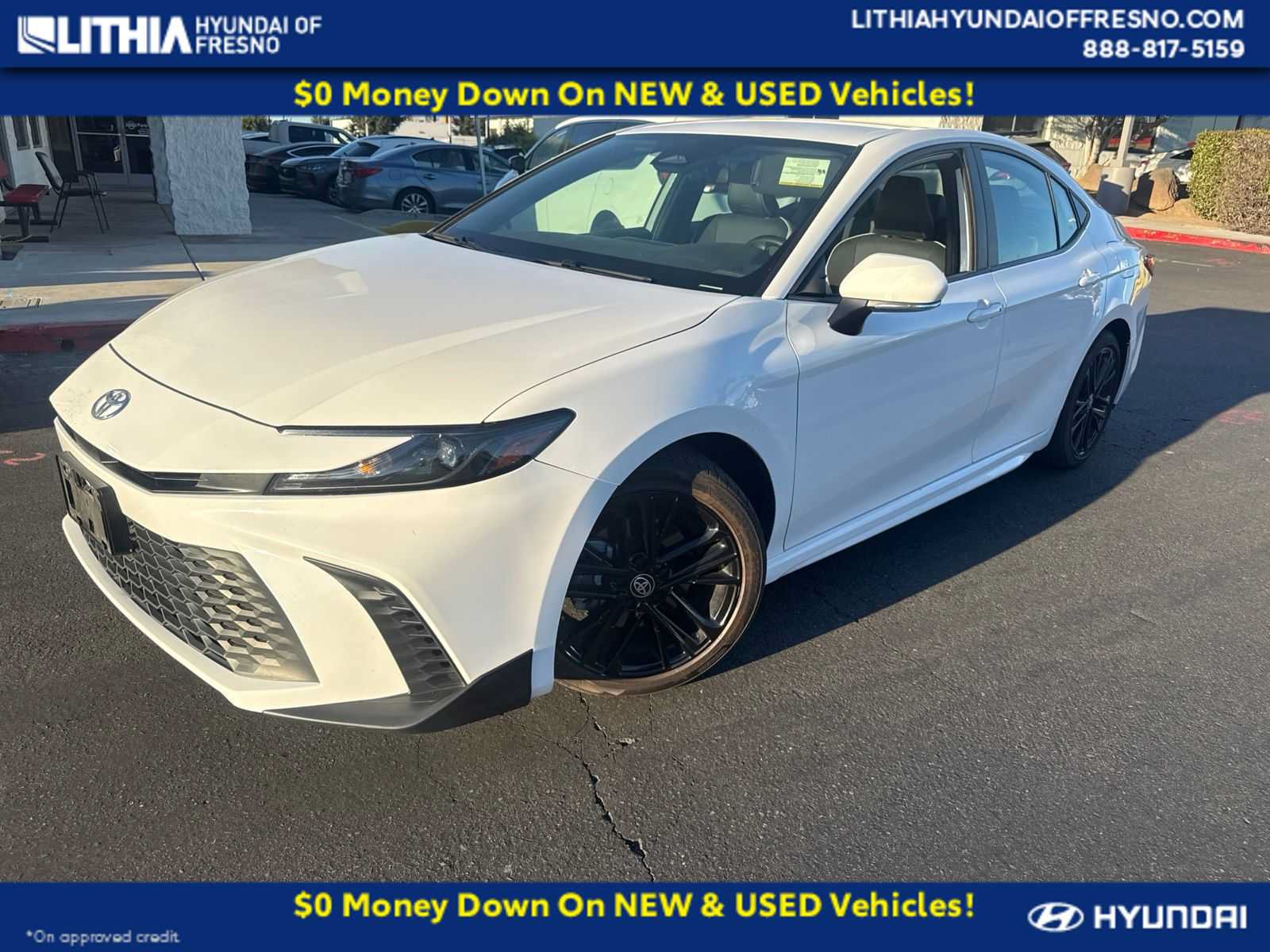 Used 2025 Toyota Camry SE FWD video 1