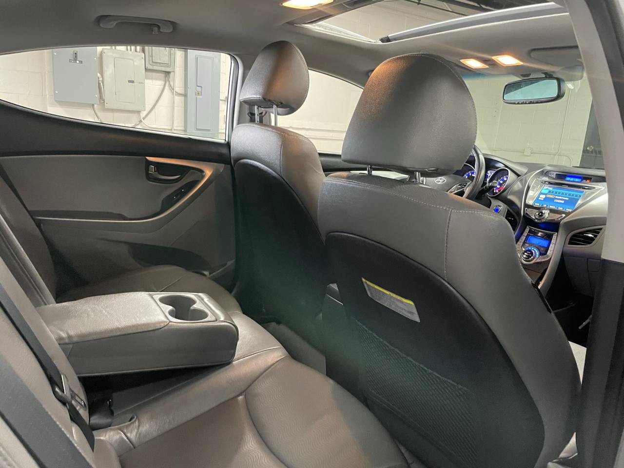 Used 2013 Hyundai Elantra Limited w/ Technology Pkg FWD image 19