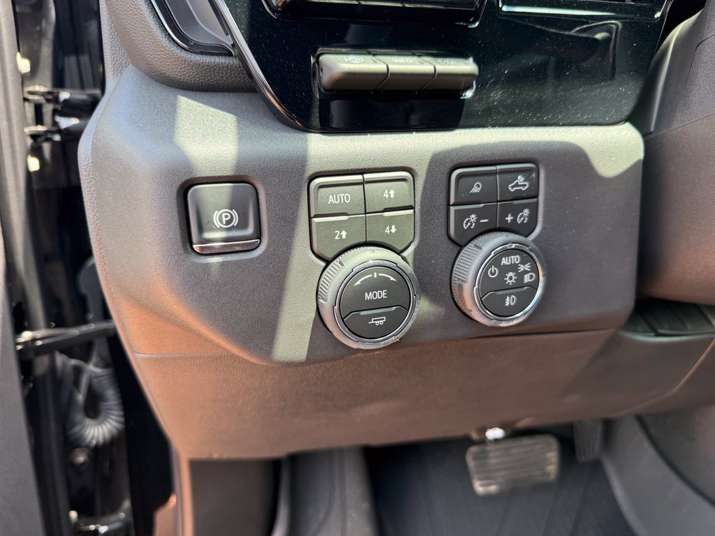 Used 2026 Chevrolet Silverado 1500 ZR2 AWD/4WD image 17