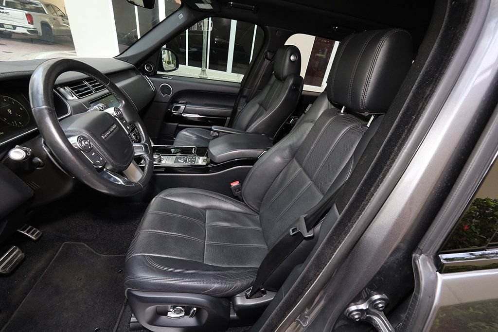 Used 2017 Land Rover Range Rover Supercharged AWD/4WD image 6