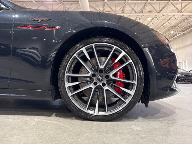 Used 2022 Maserati Ghibli Trofeo image 86